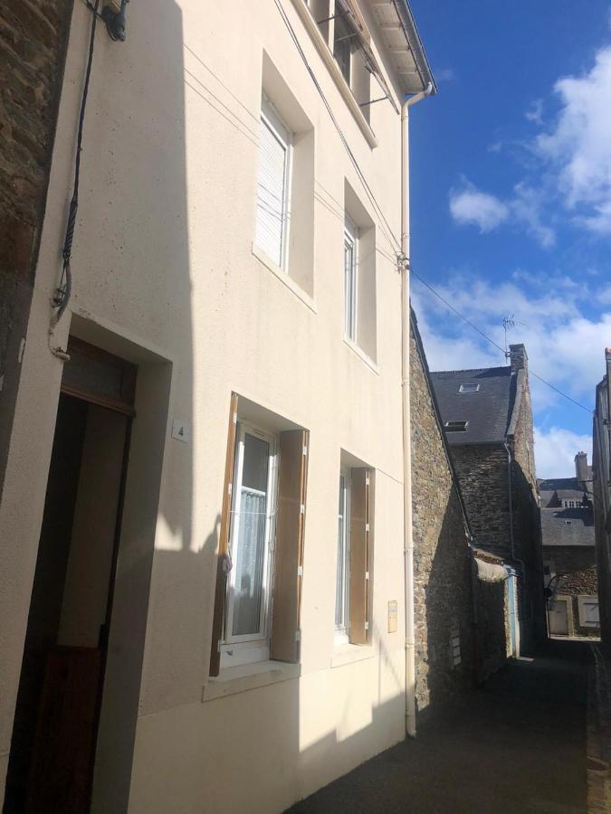 Appartement Rue Nationale - Port De La Houle カンカル エクステリア 写真